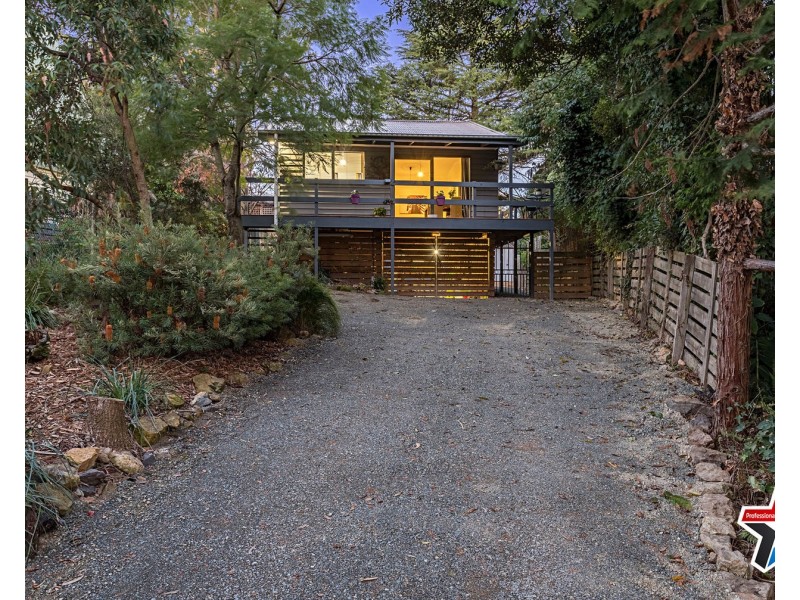 9 Wedderburn Crescent, Mount Evelyn VIC 3796