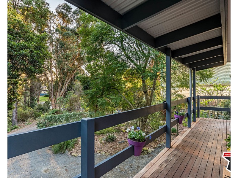 9 Wedderburn Crescent, Mount Evelyn VIC 3796