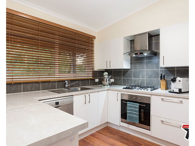 9 Wedderburn Crescent, Mount Evelyn VIC 3796