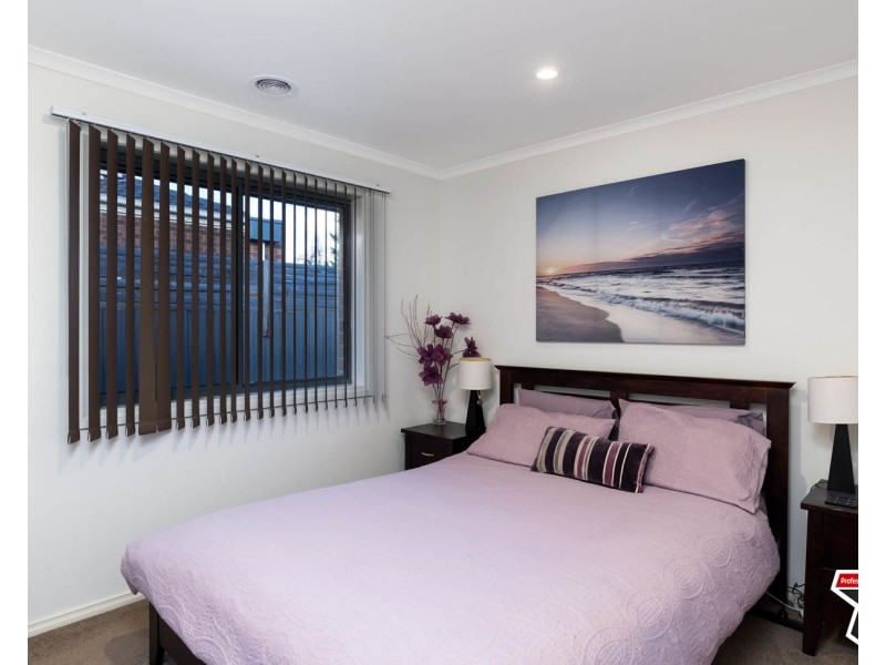5a Kathy Court, Mooroolbark VIC 3138