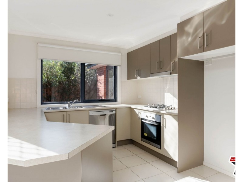 5 Gray Court, Mooroolbark VIC 3138