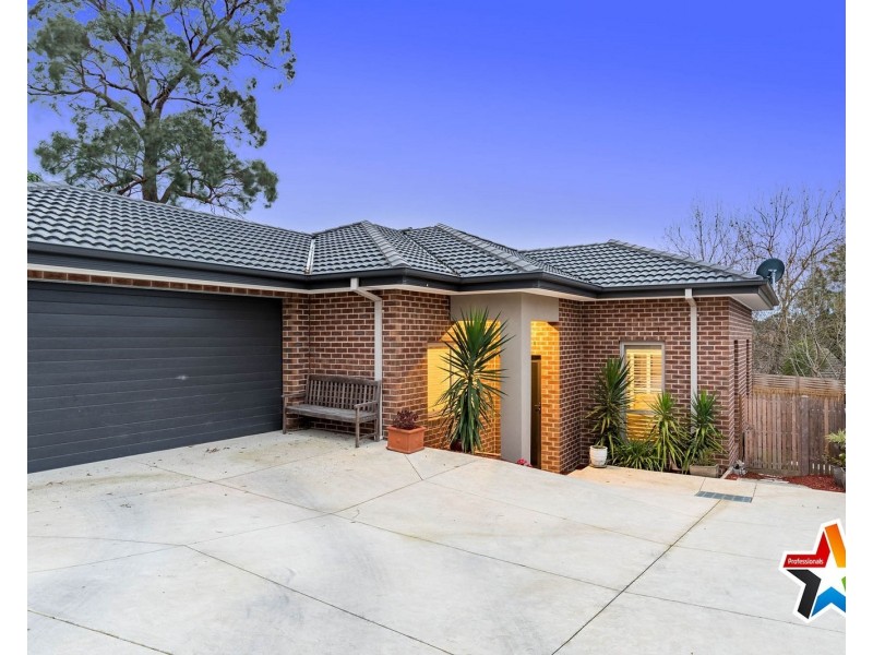 14a Central Avenue, Mooroolbark VIC 3138