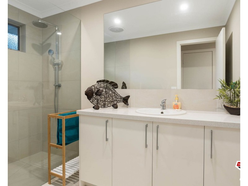 14a Central Avenue, Mooroolbark VIC 3138