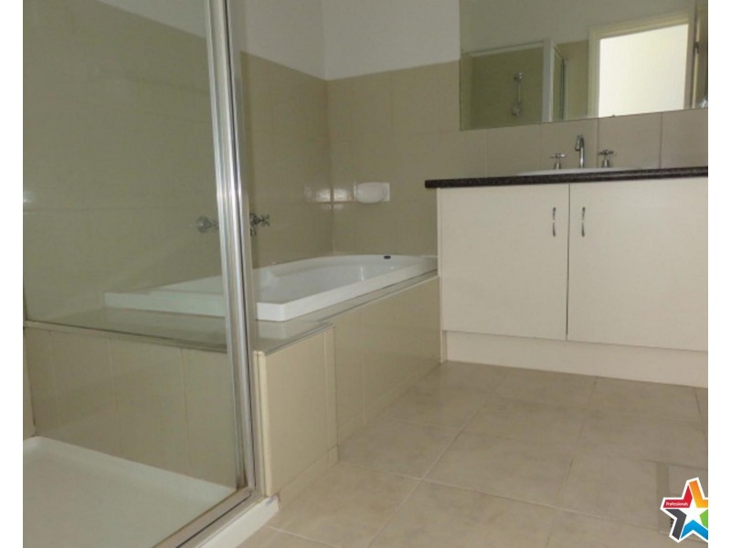 7a Aintree Street, Mooroolbark VIC 3138