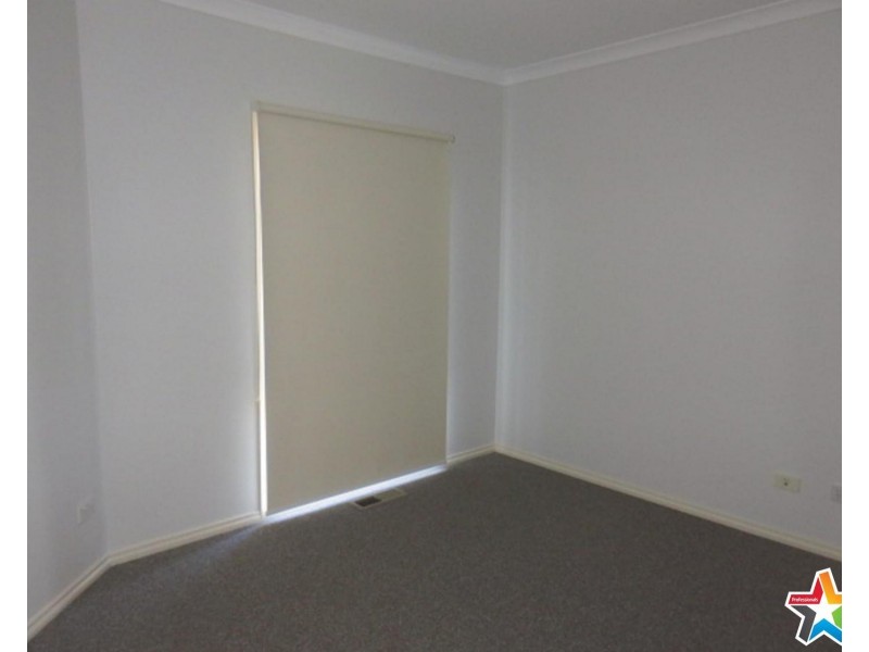 7a Aintree Street, Mooroolbark VIC 3138