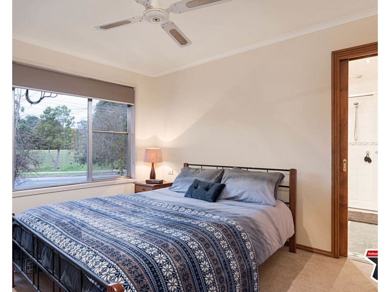 391 Hull Road, Mooroolbark VIC 3138
