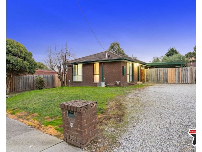 45 Wandana Crescent, Mooroolbark VIC 3138