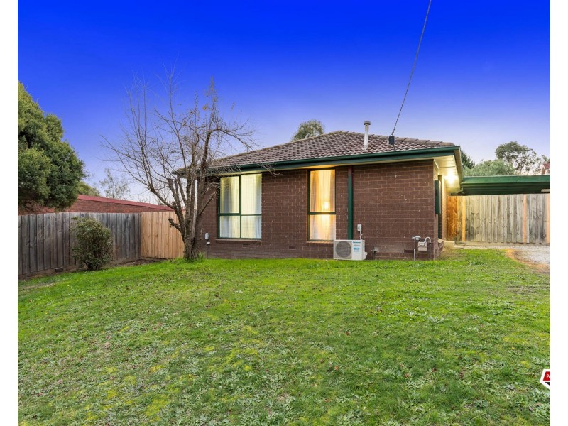 45 Wandana Crescent, Mooroolbark VIC 3138