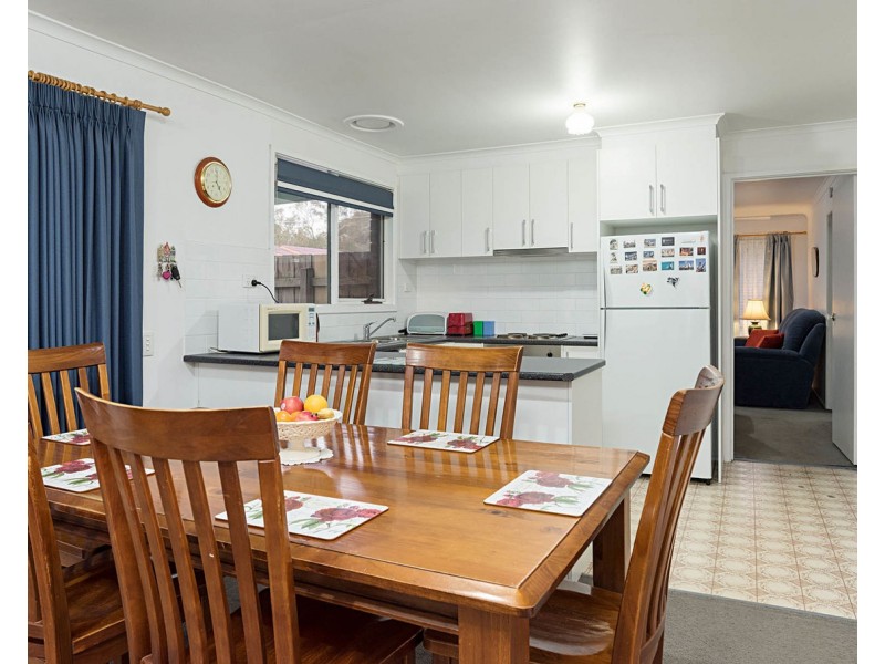45 Wandana Crescent, Mooroolbark VIC 3138