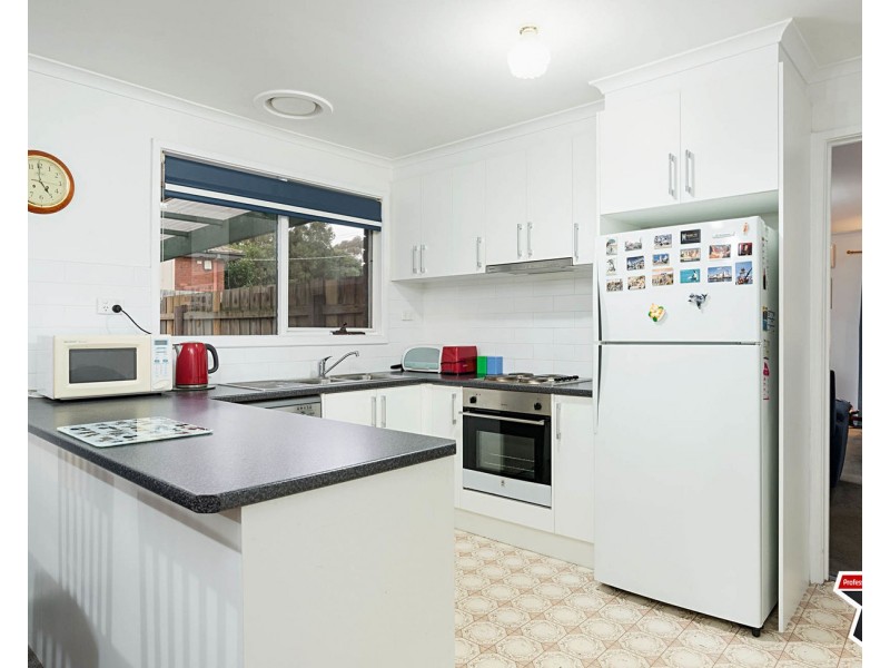 45 Wandana Crescent, Mooroolbark VIC 3138