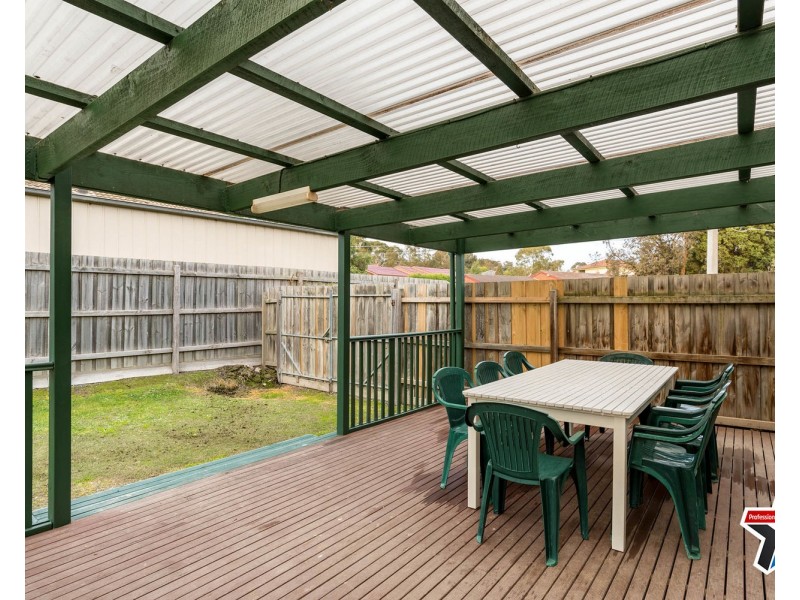 45 Wandana Crescent, Mooroolbark VIC 3138