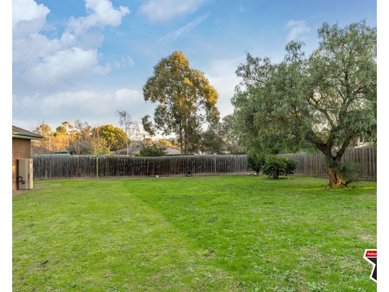 45 Wandana Crescent, Mooroolbark VIC 3138