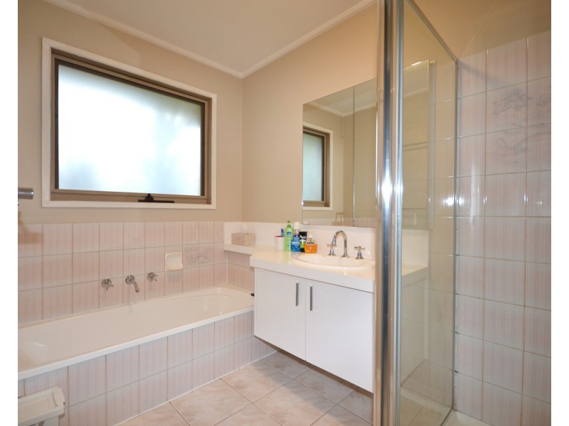74 Blackburn Road, Mooroolbark VIC 3138