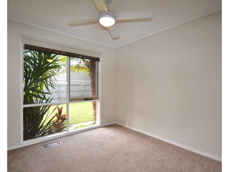 74 Blackburn Road, Mooroolbark VIC 3138