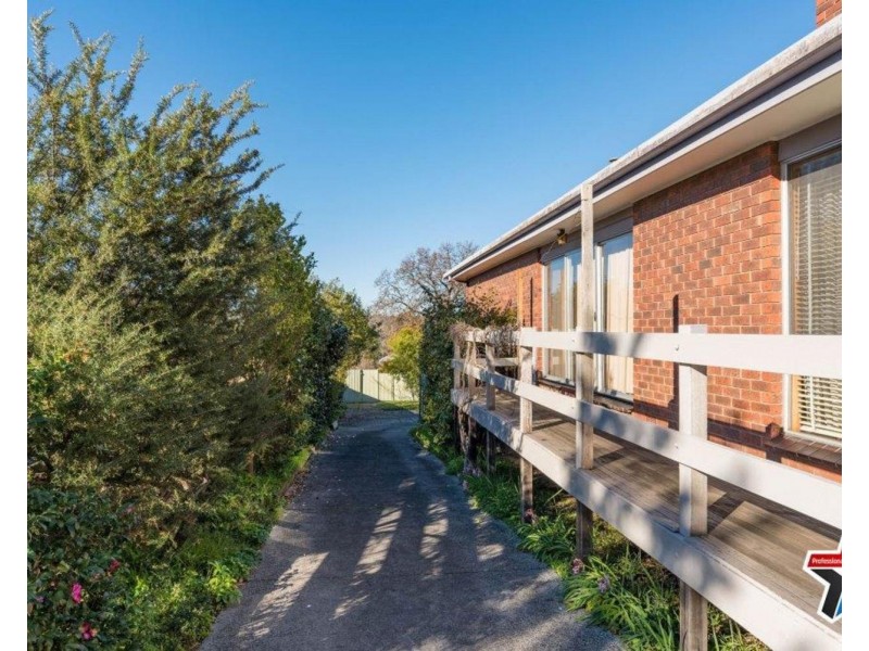 18 Humber Road, Croydon North VIC 3136