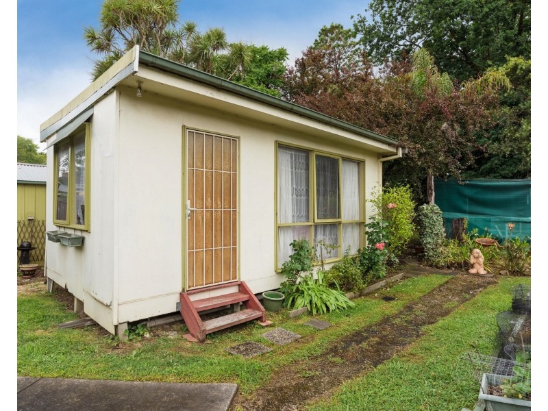8 Ricky Court, Mooroolbark VIC 3138