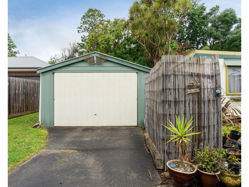 8 Ricky Court, Mooroolbark VIC 3138