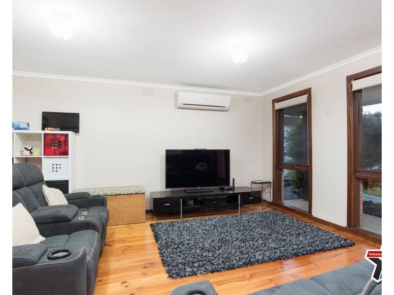 86 Taylor Road, Mooroolbark VIC 3138