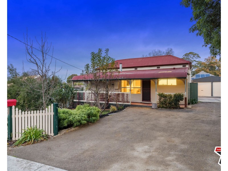 12 Bailey Road, Mount Evelyn VIC 3796