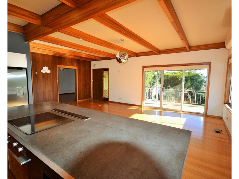 12 Breakaday Pass, Chirnside Park VIC 3116