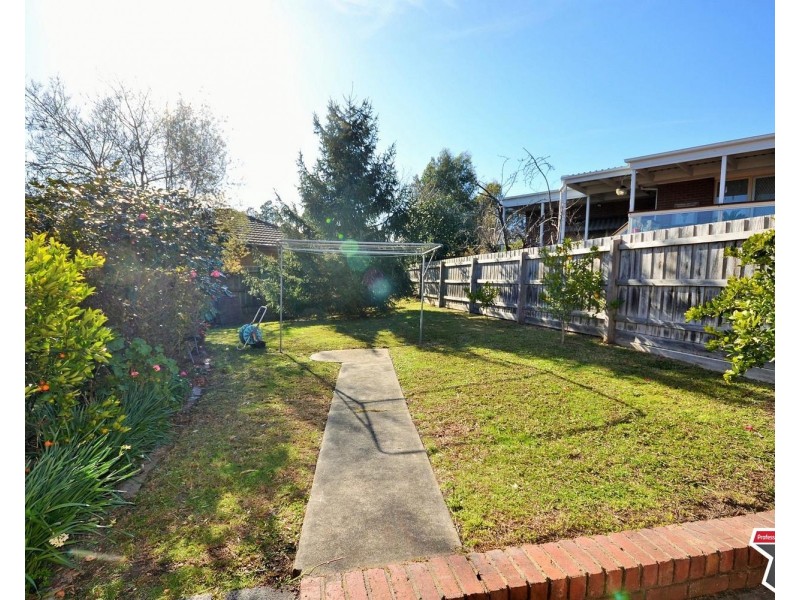 12 Breakaday Pass, Chirnside Park VIC 3116