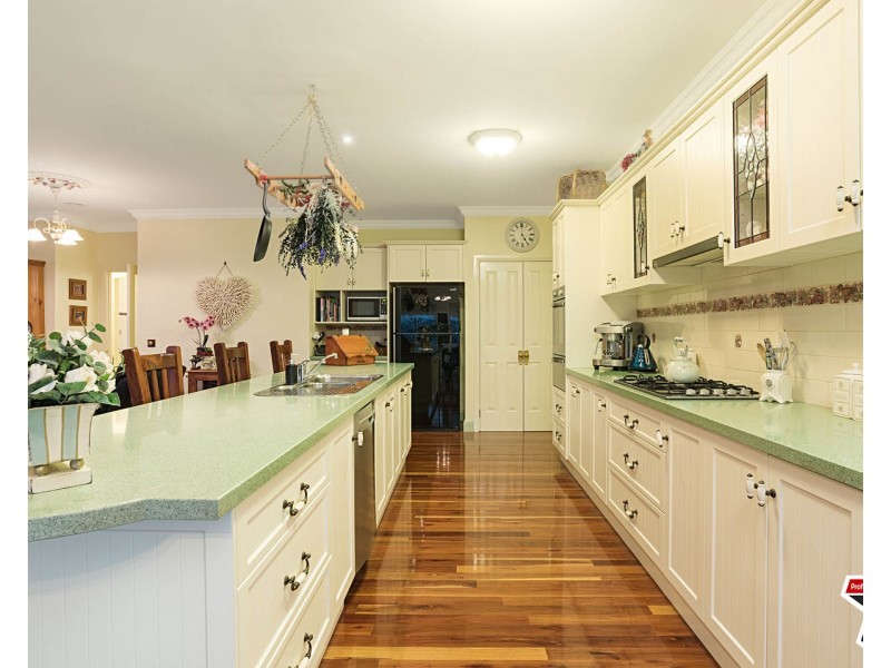 20 Olinda Park Rise, Lilydale VIC 3140