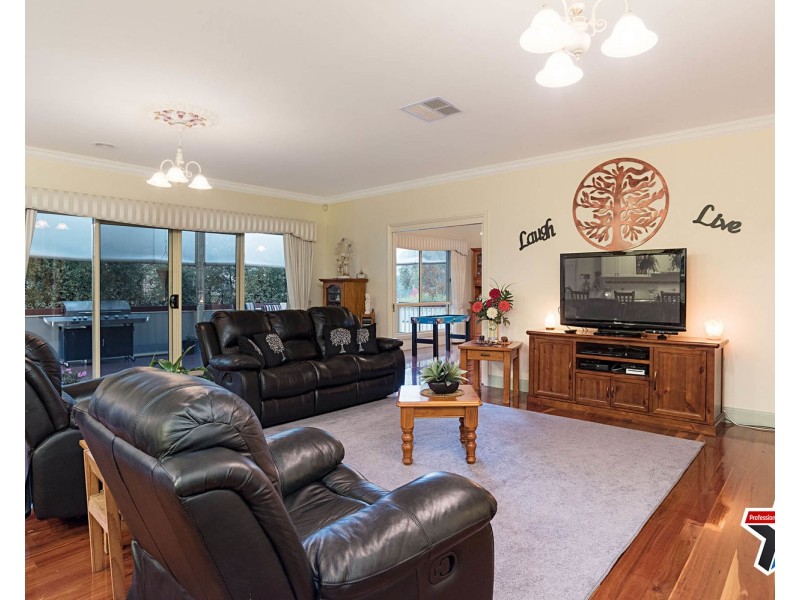 20 Olinda Park Rise, Lilydale VIC 3140