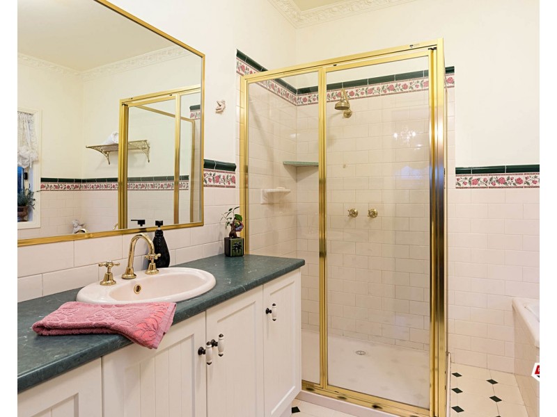 20 Olinda Park Rise, Lilydale VIC 3140