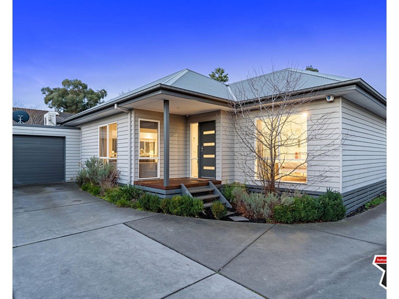 2/20 Liverpool Road, Kilsyth VIC 3137