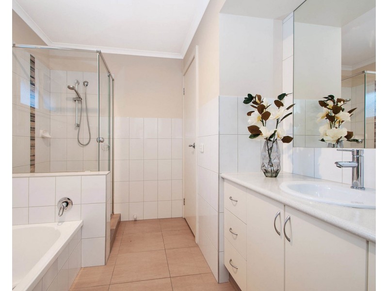 2/55 Albert Hill Road, Lilydale VIC 3140