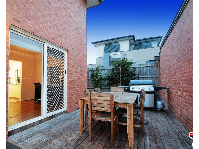 2/55 Albert Hill Road, Lilydale VIC 3140