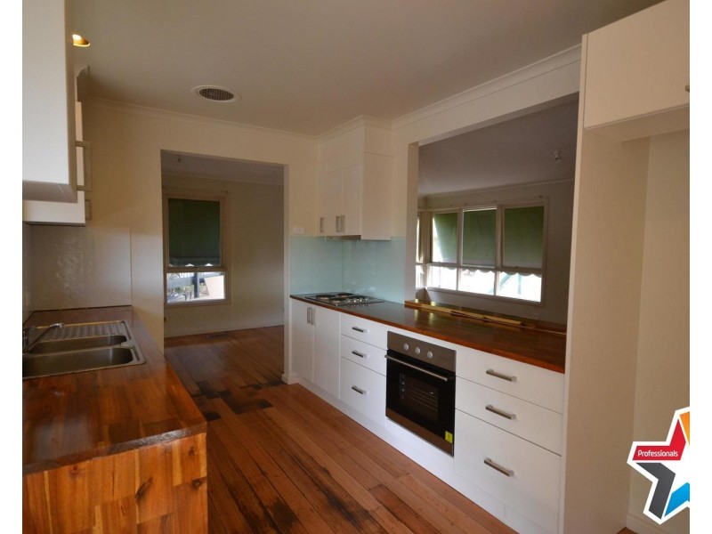 40 Cherylnne Crescent, Kilsyth VIC 3137