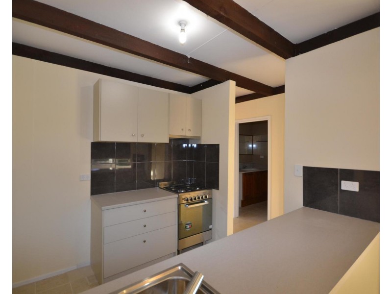 6/9 Liverpool Road, Kilsyth VIC 3137