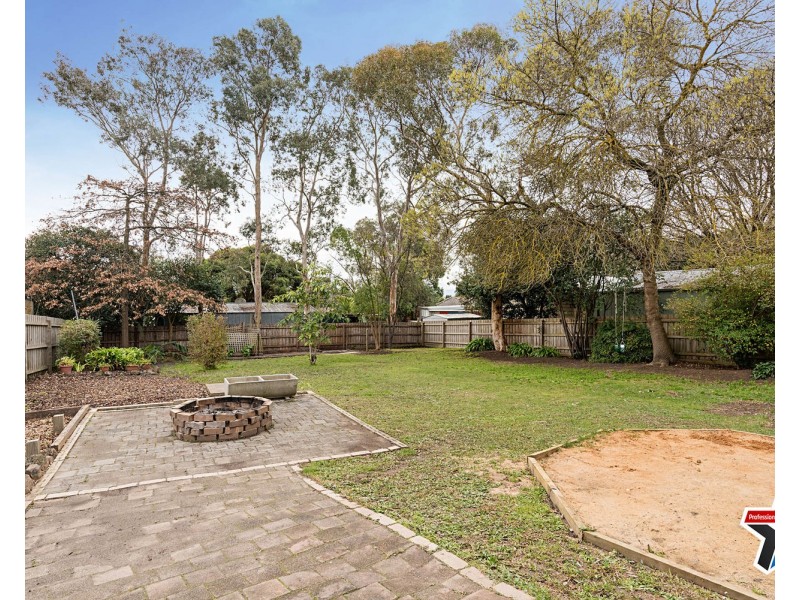 19 Bronwyn Street, Coldstream VIC 3770