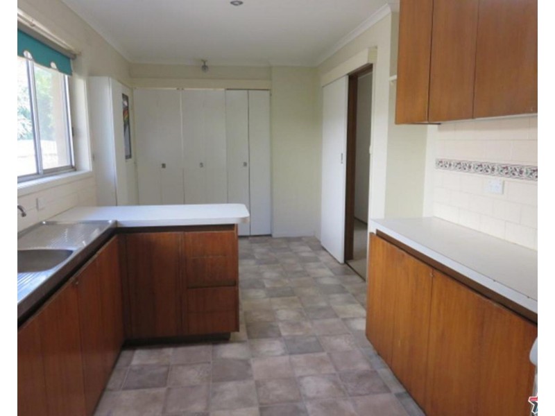12 Dunrossil Drive, Kilsyth VIC 3137