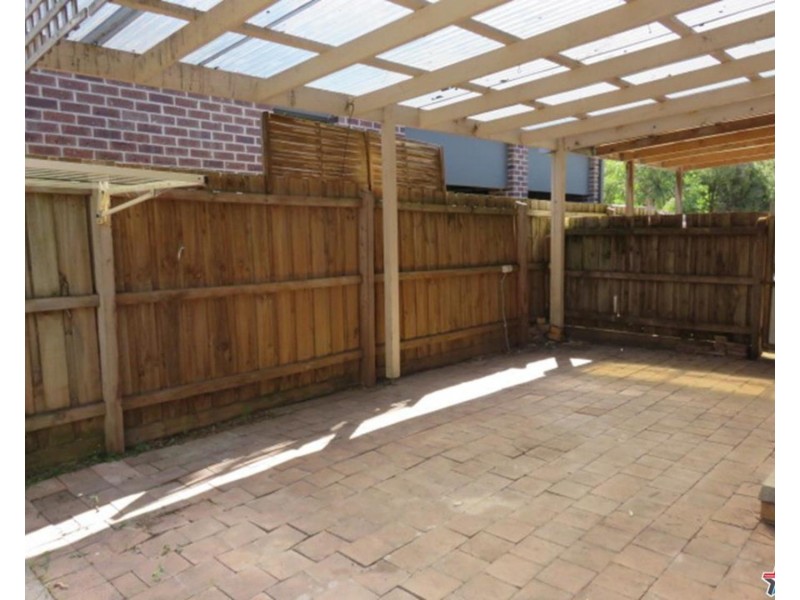 12 Dunrossil Drive, Kilsyth VIC 3137