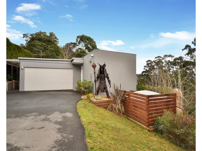 12 Eileen Avenue, Kalorama VIC 3766
