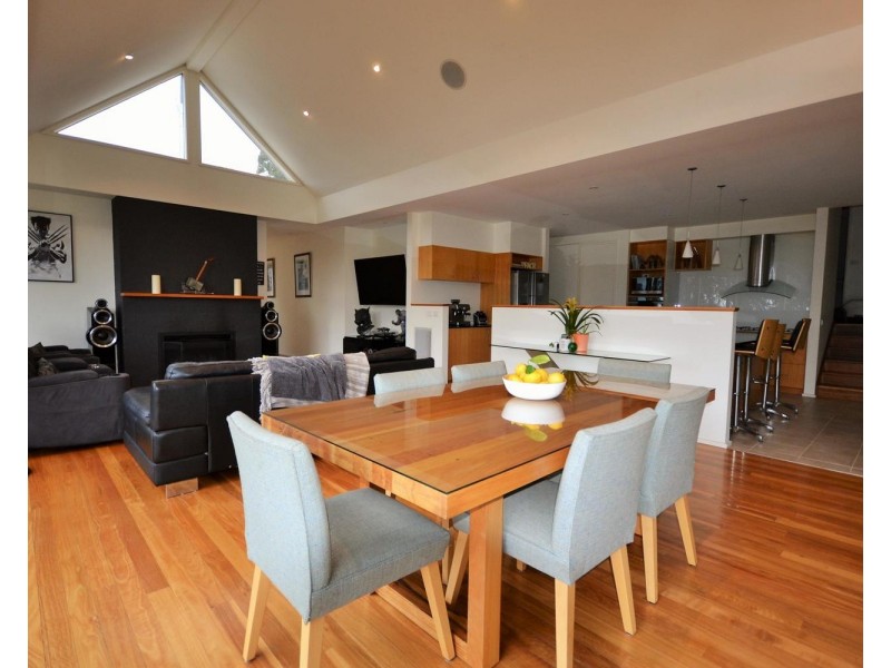 12 Eileen Avenue, Kalorama VIC 3766