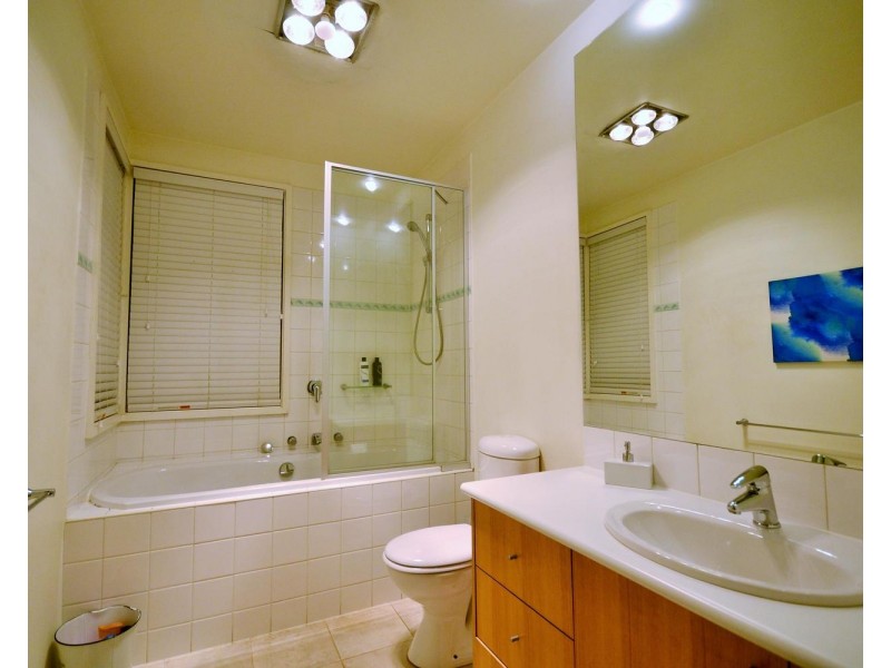 12 Eileen Avenue, Kalorama VIC 3766