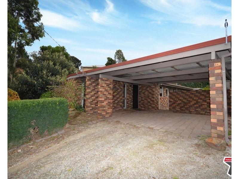 4 Old Mill Place, Chirnside Park VIC 3116