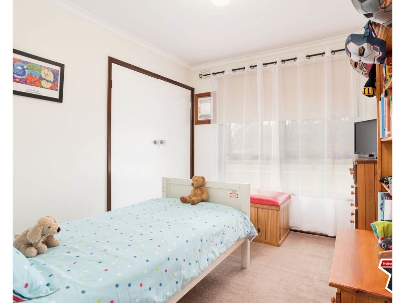 102 Hayrick Lane, Mooroolbark VIC 3138