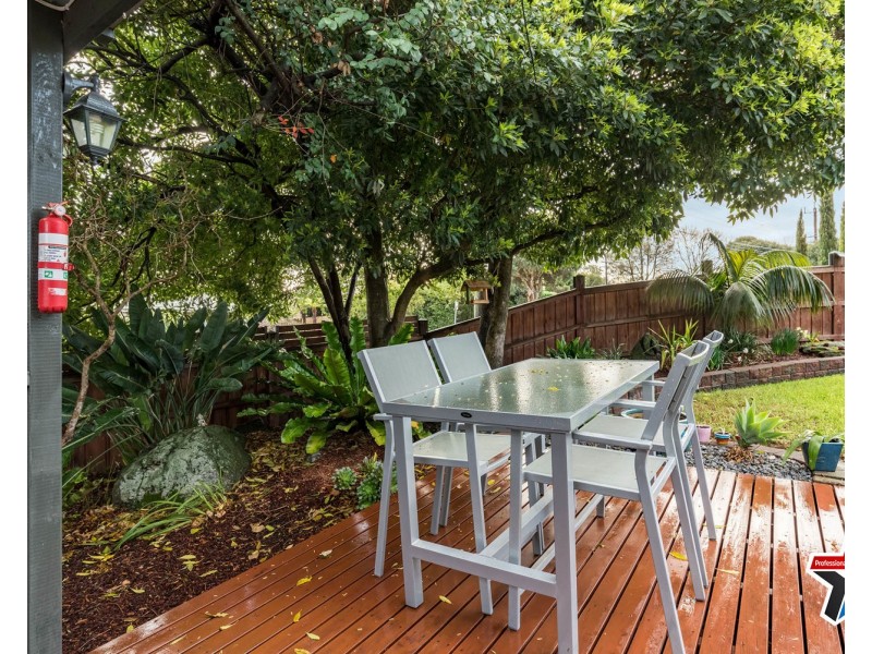 102 Hayrick Lane, Mooroolbark VIC 3138