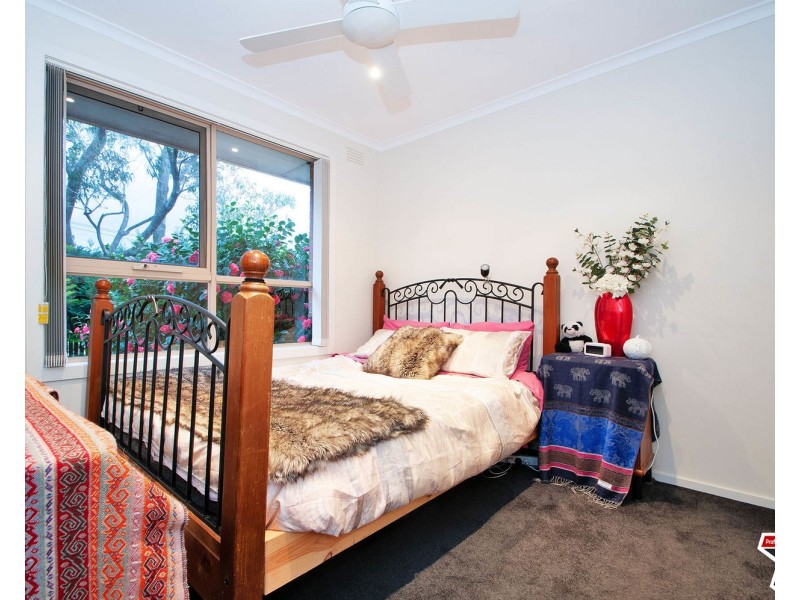 7 Bristol Court, Kilsyth VIC 3137