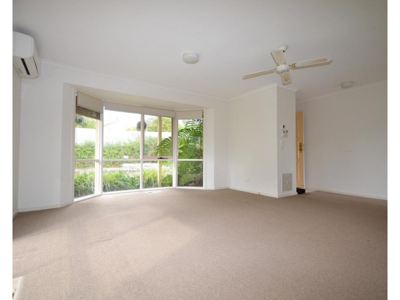 1/22 Mirabel Avenue, Ringwood East VIC 3135