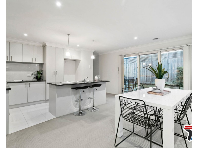 52a Lincoln Road, Croydon VIC 3136