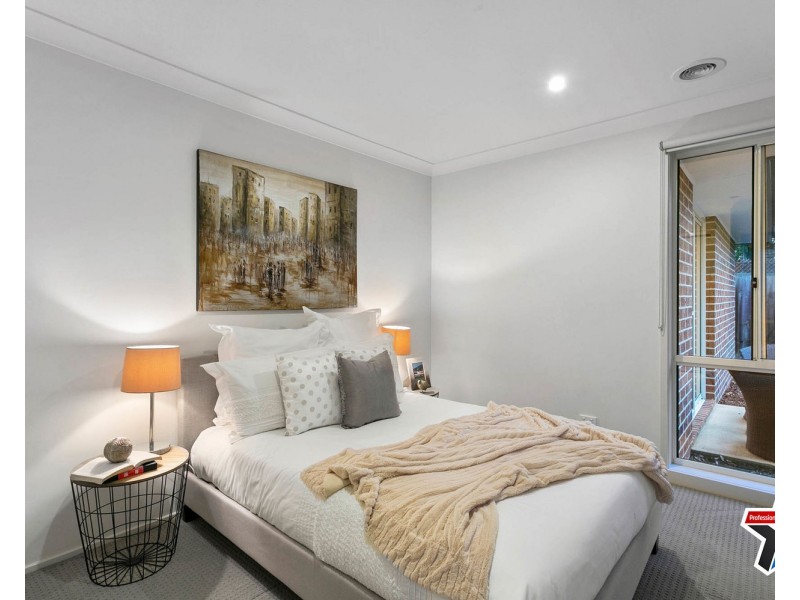 52a Lincoln Road, Croydon VIC 3136