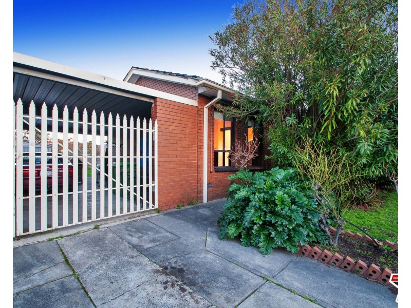 72 Hawthory Road, Kilsyth VIC 3137