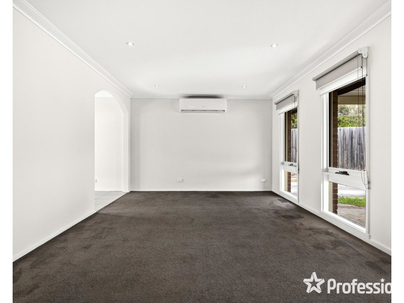 36 Pembroke Road, Mooroolbark VIC 3138
