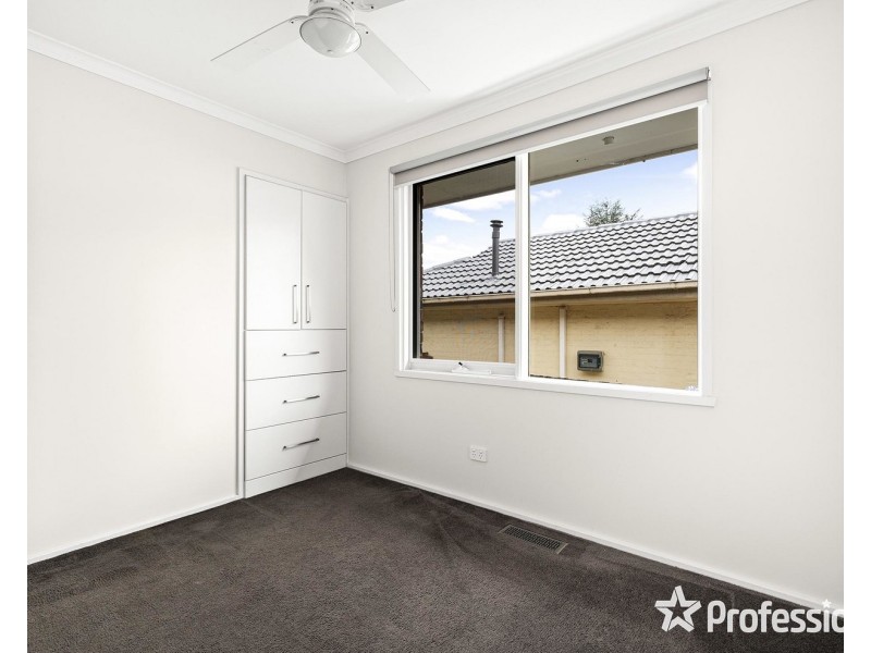 36 Pembroke Road, Mooroolbark VIC 3138