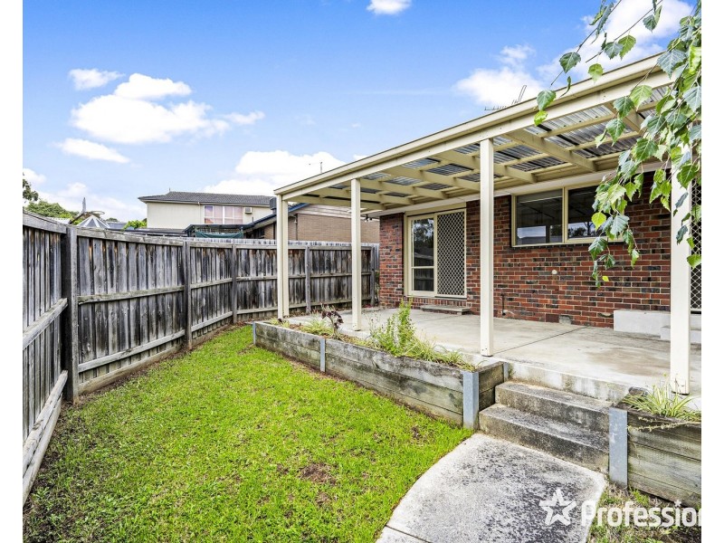 36 Pembroke Road, Mooroolbark VIC 3138
